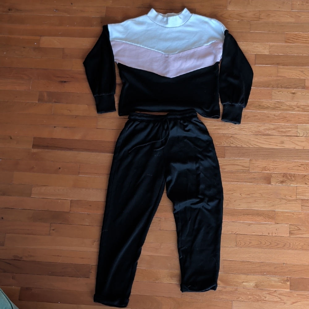 Stylish Black and White Women's Jogger Set